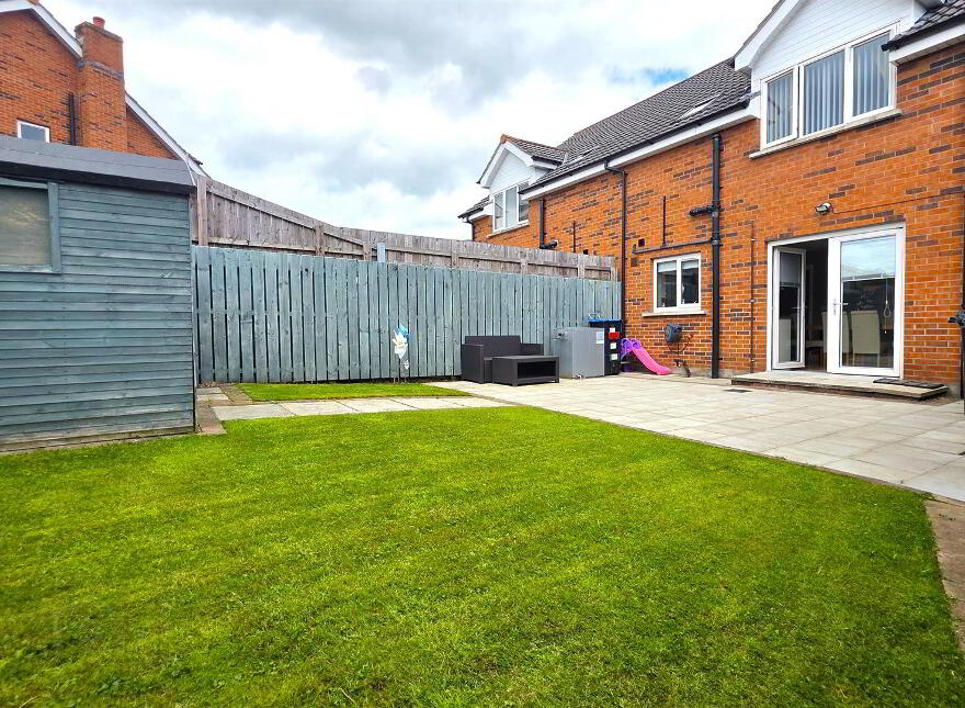 23 Castle Avenue, Randalstown, BT41 2EE