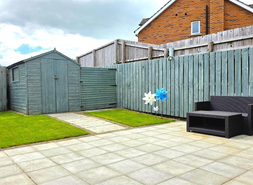 23 Castle Avenue, Randalstown, BT41 2EE