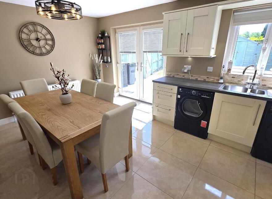 23 Castle Avenue, Randalstown, BT41 2EE