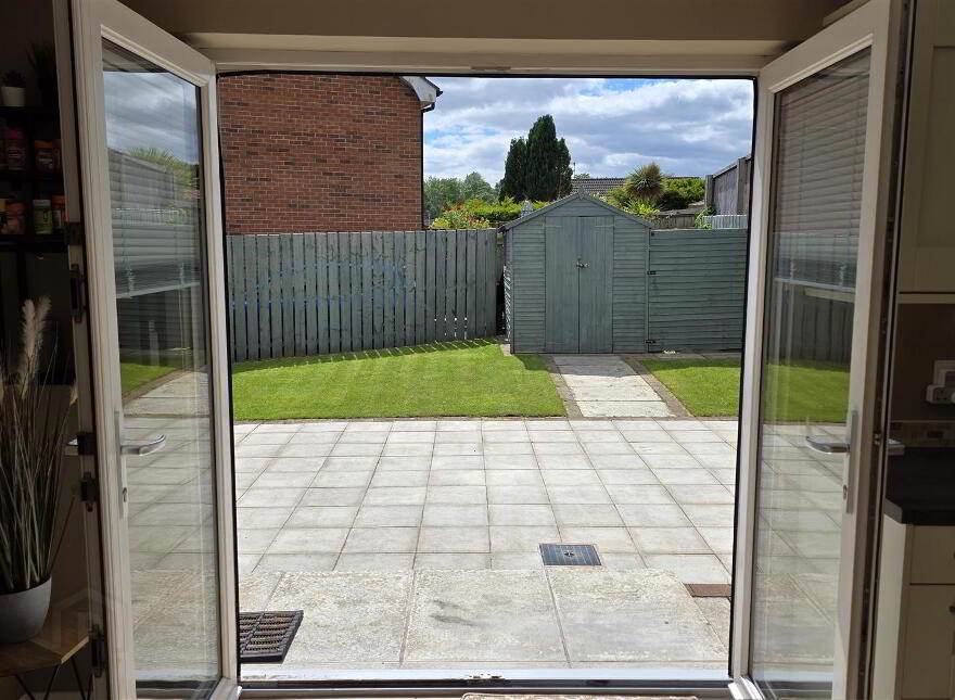 23 Castle Avenue, Randalstown, BT41 2EE
