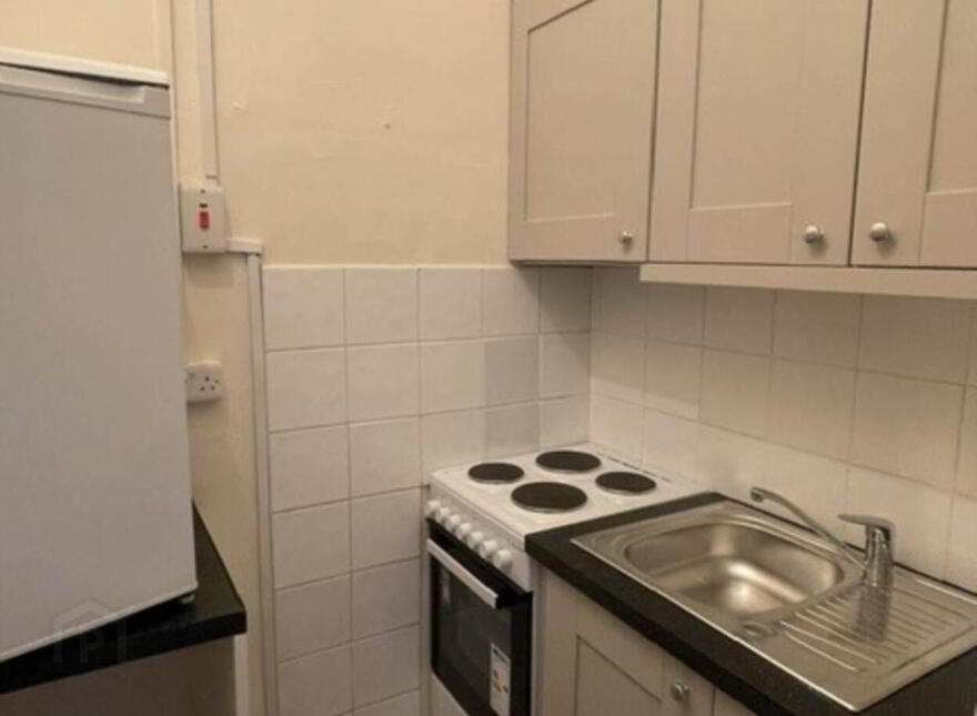 Flat 4, Studio, Palmerston Road, Rathmines, Dublin, D06T2H1