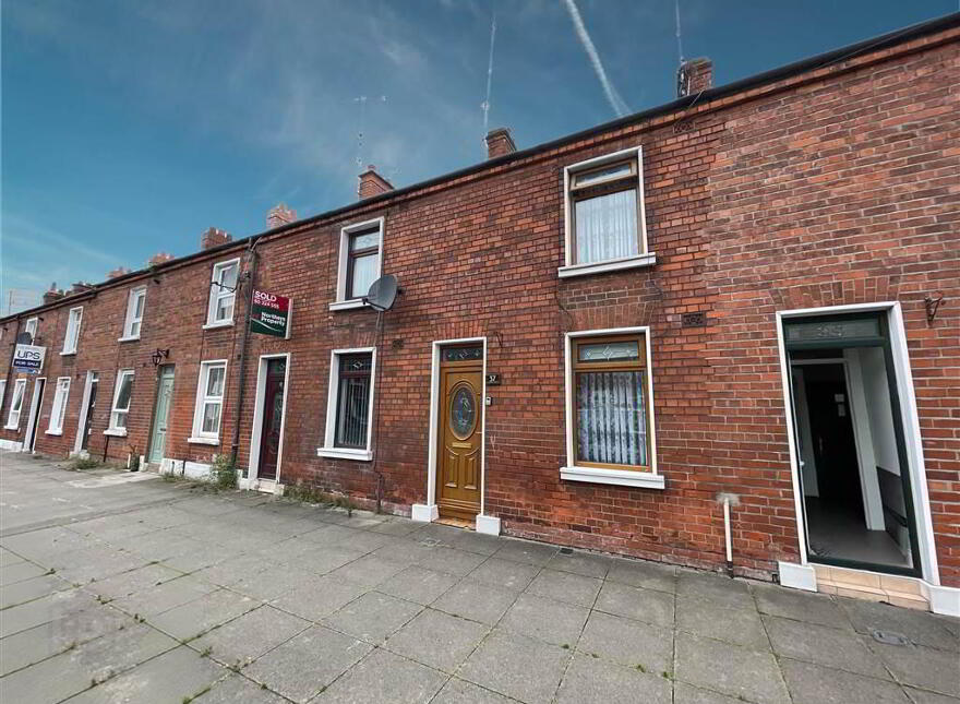 37 Hamill Street, Belfast, BT12 4AA