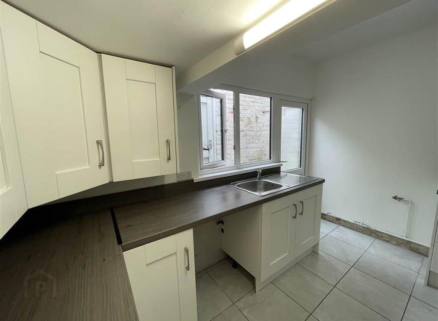 37 Hamill Street, Belfast, BT12 4AA