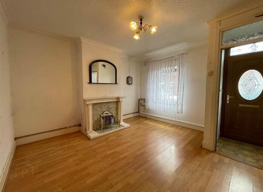 37 Hamill Street, Belfast, BT12 4AA