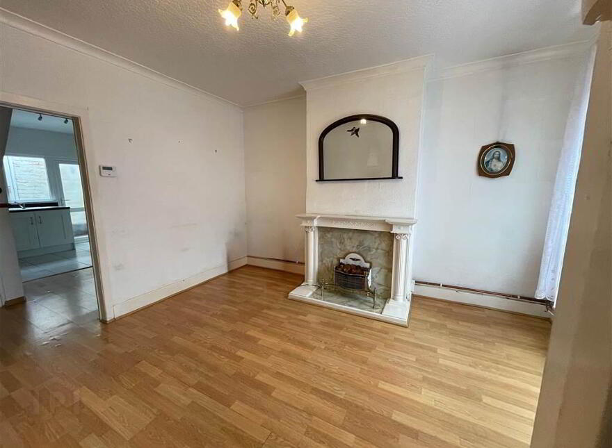 37 Hamill Street, Belfast, BT12 4AA