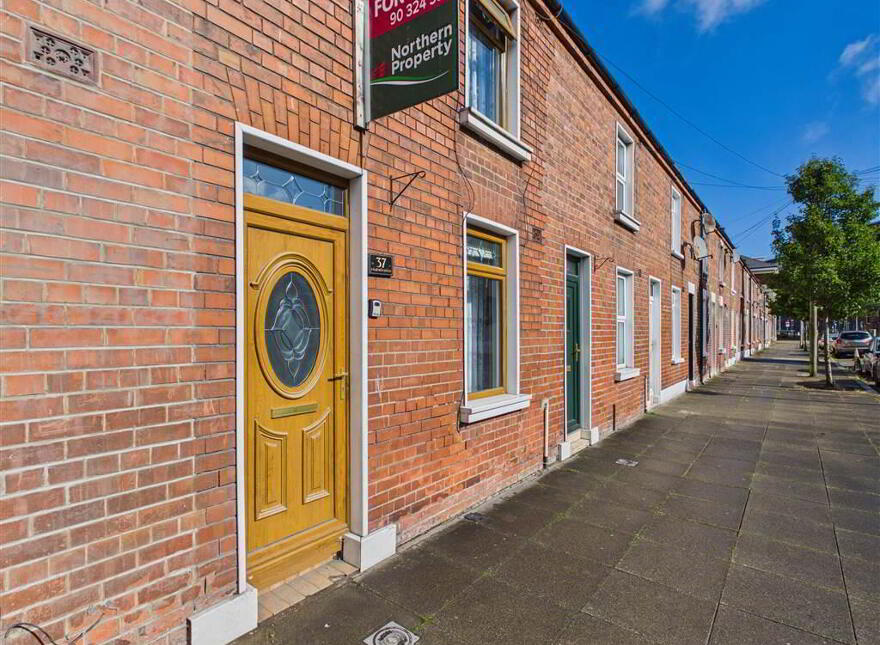 37 Hamill Street, Belfast, BT12 4AA
