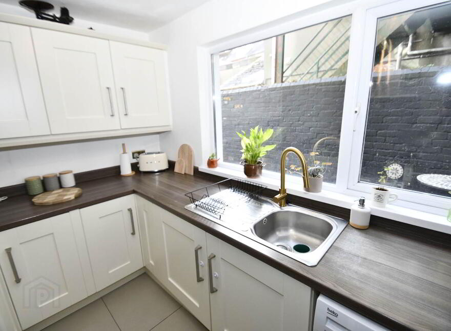 27 Brookhill Avenue, Belfast, BT14 6BS