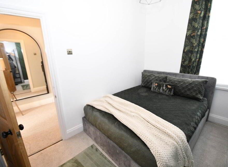27 Brookhill Avenue, Belfast, BT14 6BS