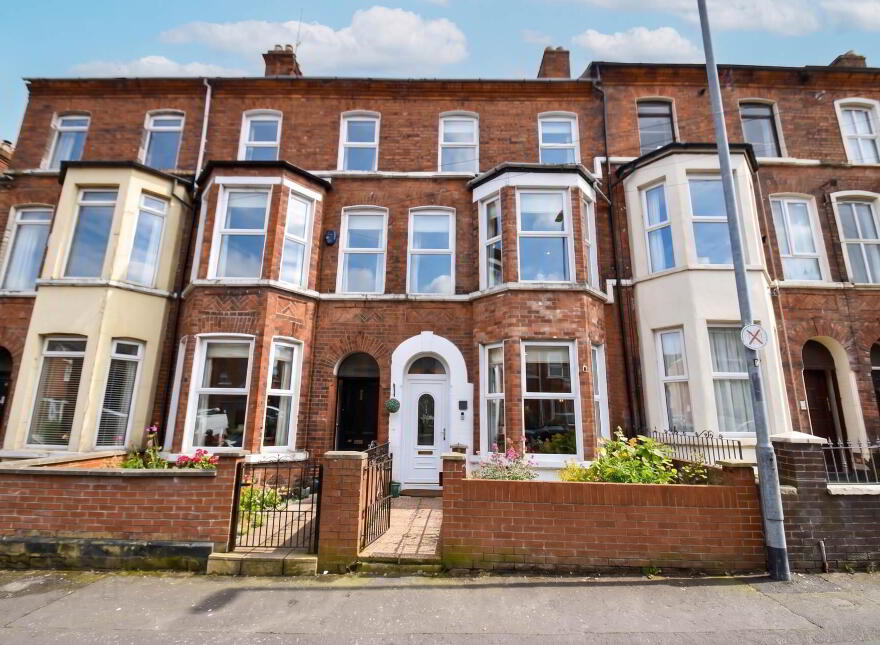 27 Brookhill Avenue, Belfast, BT14 6BS