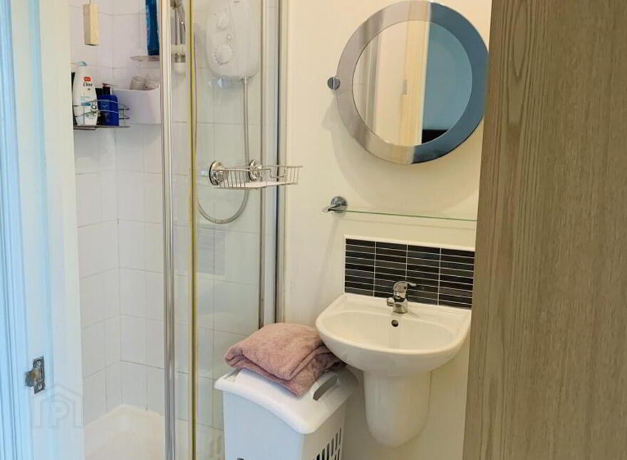 8 Lady Wallace Court, Lisburn, BT28 3GU