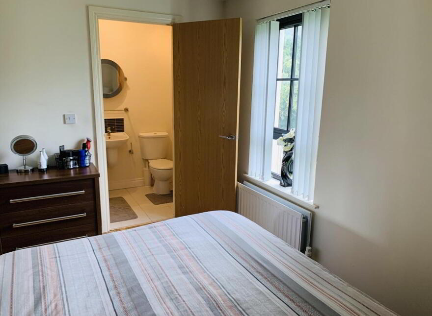 8 Lady Wallace Court, Lisburn, BT28 3GU