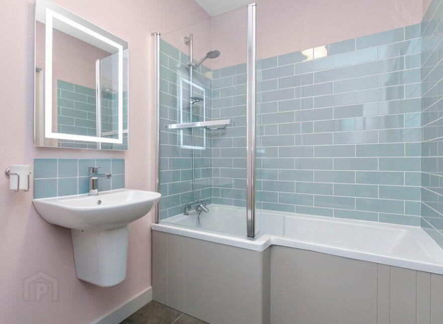 Apt 58 The Residence, 336 Ormeau Road, Belfast, BT7 2GE