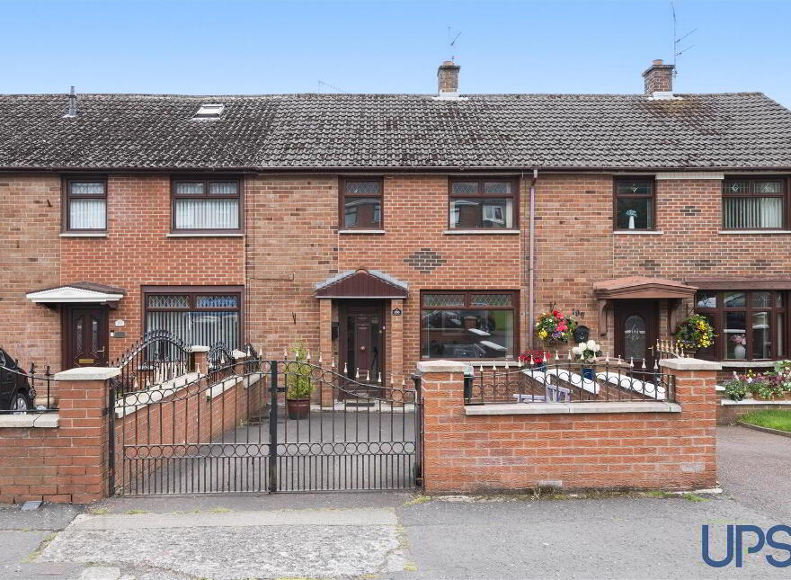 200 Lenadoon Avenue, Belfast, BT11 9HG photo