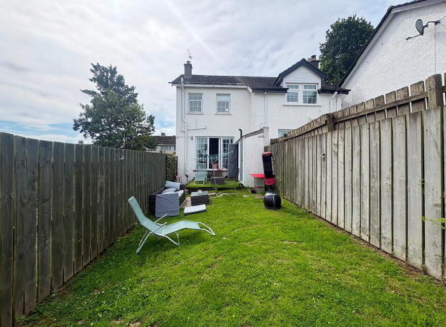 5 Chippendale Court, Belfast, BT10 0DU