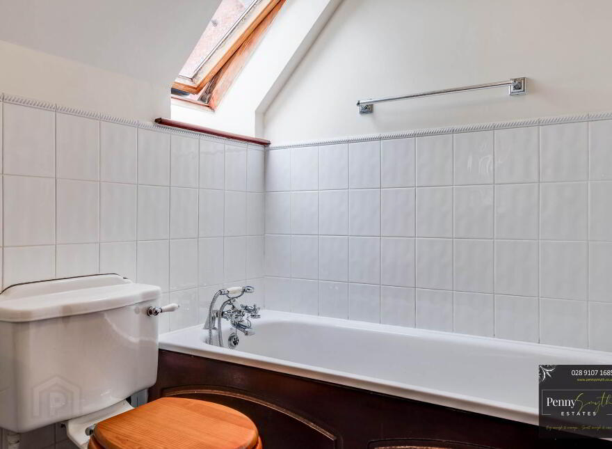 1 Meadowlands Court, Bangor, BT19 7SJ