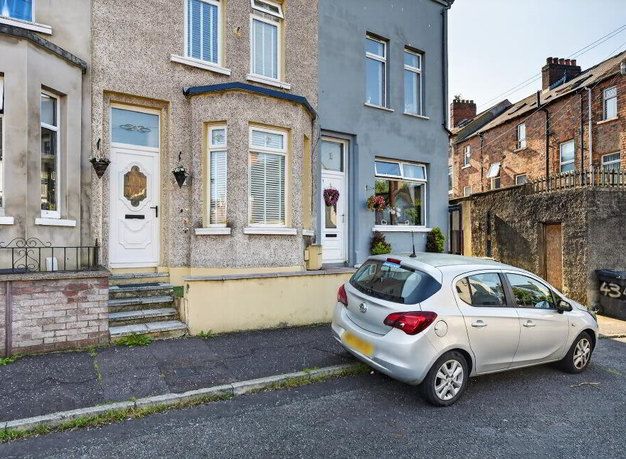 3 Glencairn Street, Belfast, BT13 3LT
