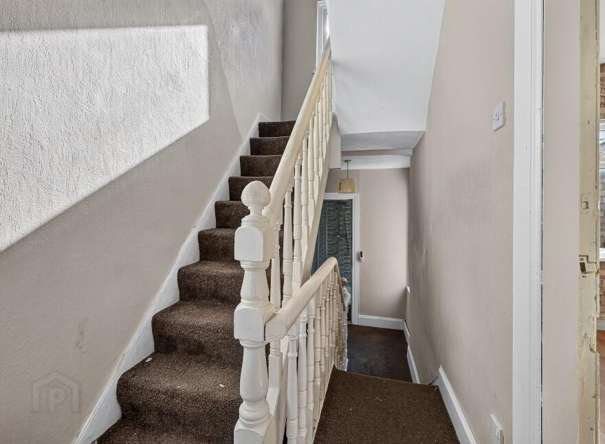 3 Glencairn Street, Belfast, BT13 3LT