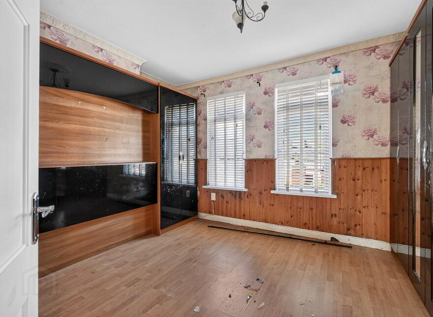 3 Glencairn Street, Belfast, BT13 3LT