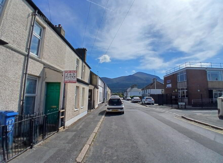 24 Valentia Place, Newcastle, BT33 0EH
