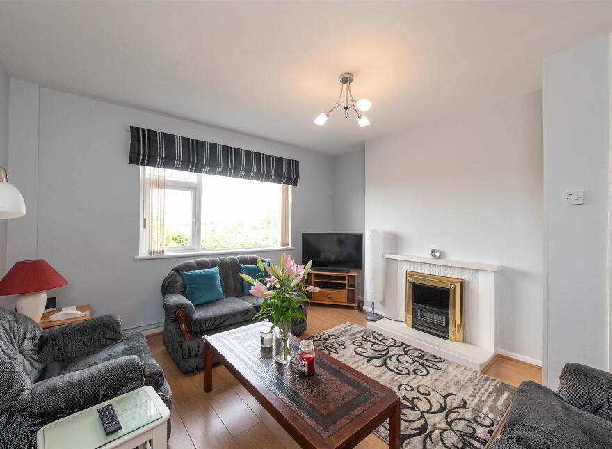 6 Ardpatrick Avenue, Downpatrick, BT30 6JF