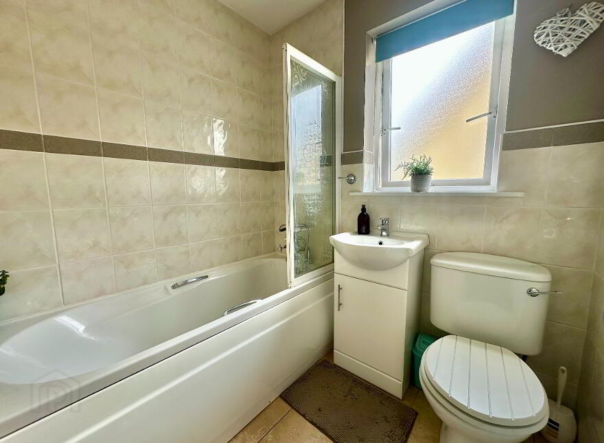 124 Foxhills, Carnamuggagh, Letterkenny, F92A29V