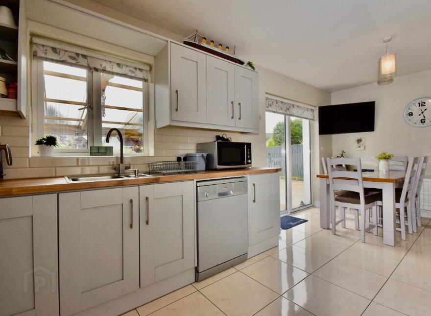 124 Foxhills, Carnamuggagh, Letterkenny, F92A29V