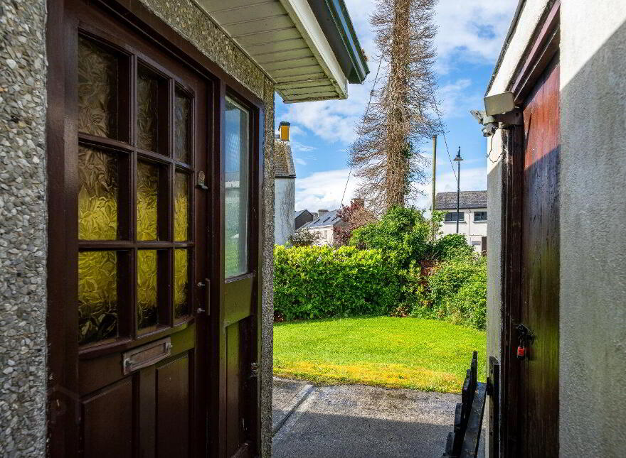 1 O' Carolan Drive, Ballyfarnon, F52KF74