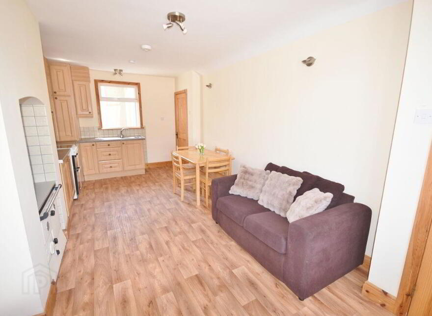 23 O'Connell's Avenue, Listowel, V31WE52