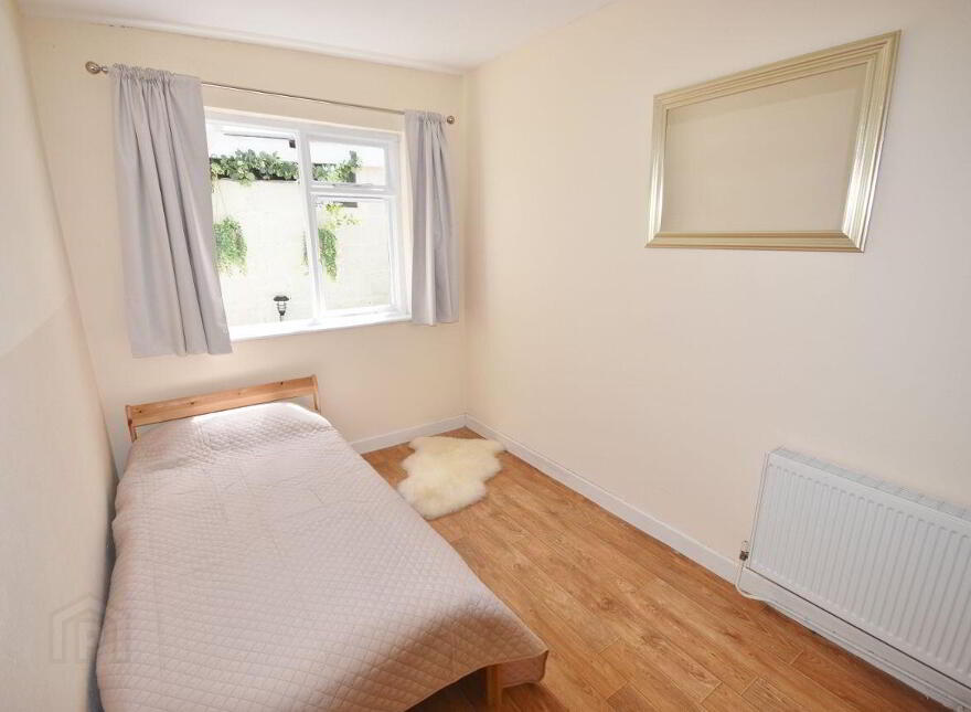 23 O'Connell's Avenue, Listowel, V31WE52