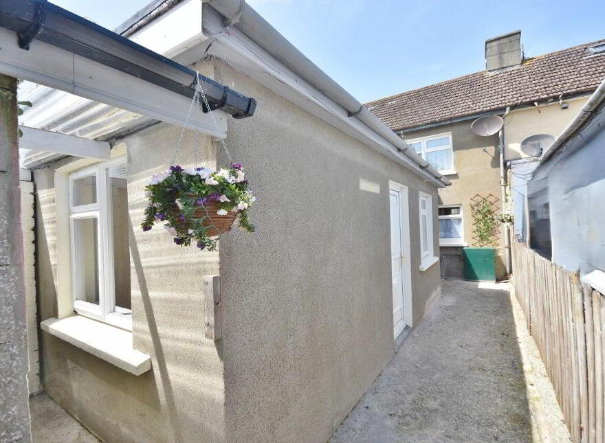 23 O'Connell's Avenue, Listowel, V31WE52