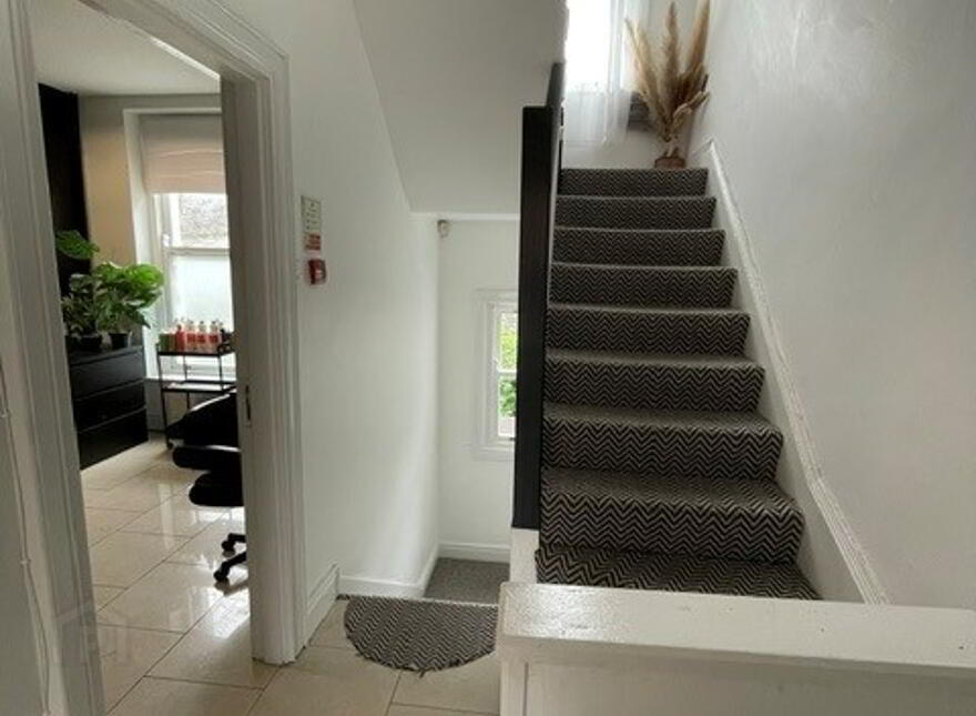 18 Waterloo Street, Derry, BT48 6HE