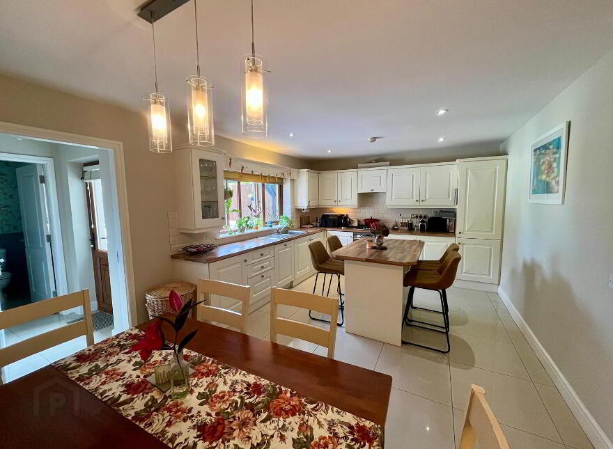 108 Fort Hill, Moneygurney, Douglas, T12HX0A