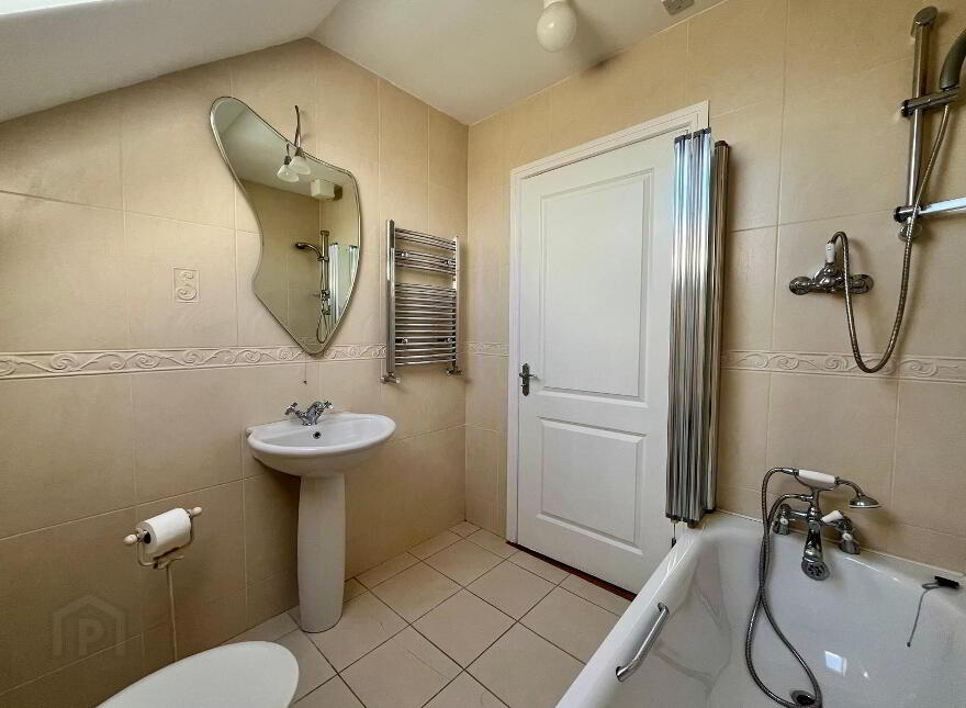 108 Fort Hill, Moneygurney, Douglas, T12HX0A