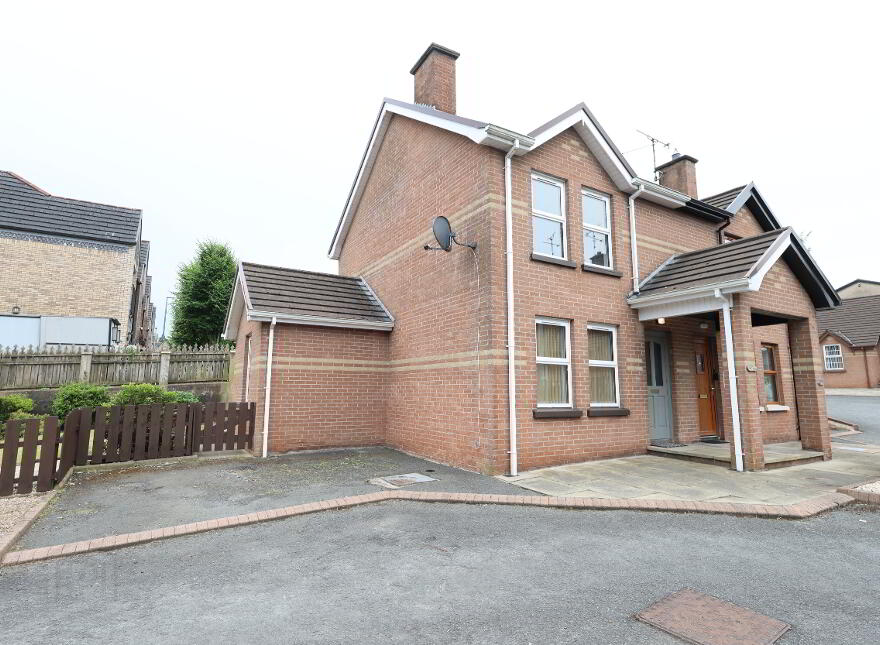 8 Rathmore Court, Cookstown, BT80 8AP
