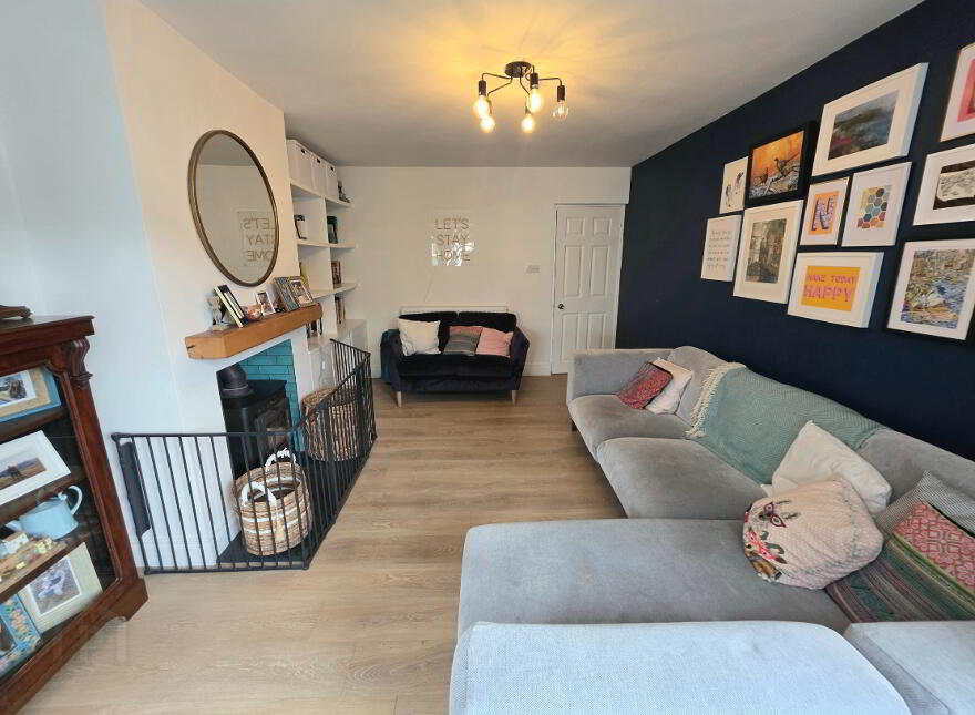 33 Main Street, Annalong, BT34 4QH
