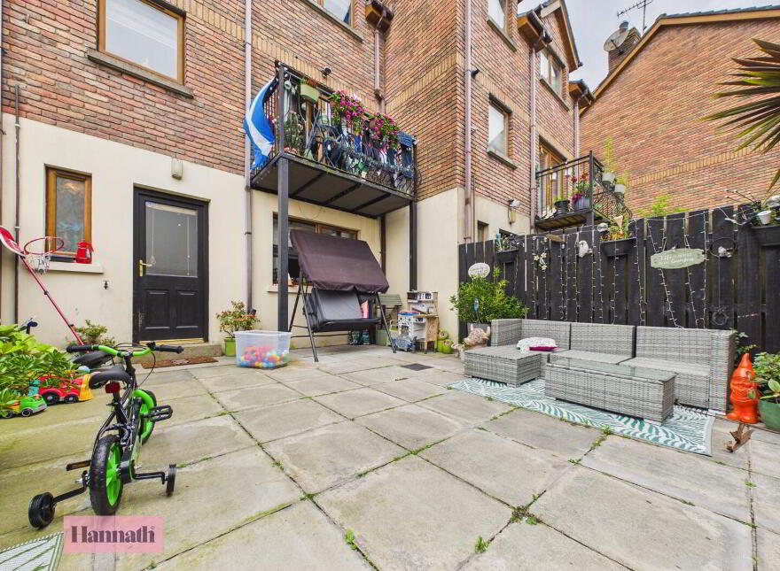 12 Silverwood Green, Lurgan, Craigavon, BT66 6SS