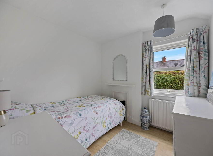 6 Knockdene Park, Belfast, BT5 7AD