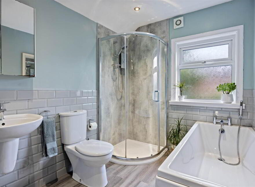 6 Knockdene Park, Belfast, BT5 7AD