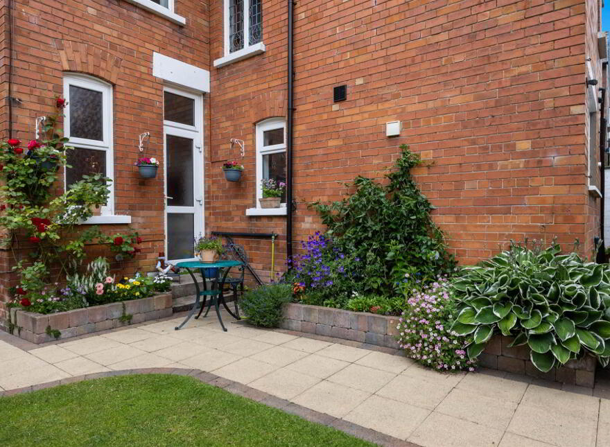 6 Knockdene Park, Belfast, BT5 7AD