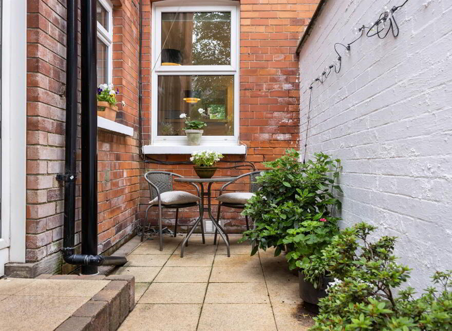 6 Knockdene Park, Belfast, BT5 7AD