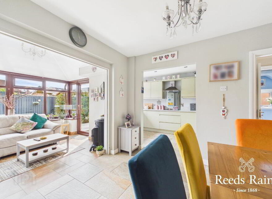 5 Whitla Crescent, Lisburn, BT28 3PT