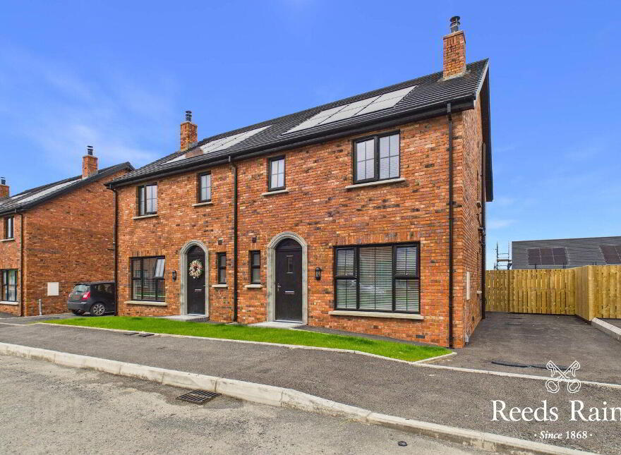 10 Paddock Walk, Carrowdore, Newtownards, BT22 2XE