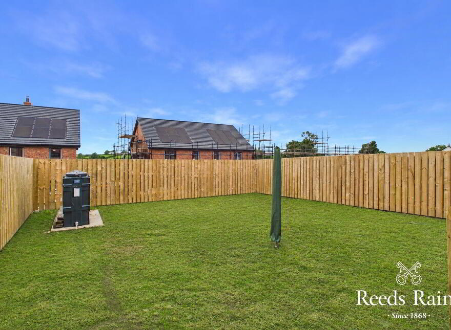 10 Paddock Walk, Carrowdore, Newtownards, BT22 2XE