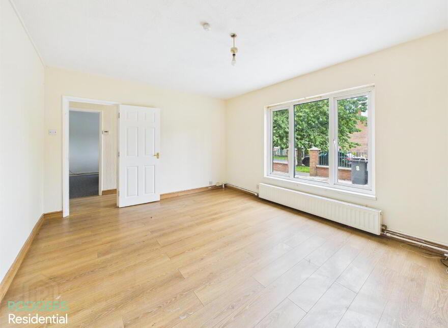 8 Braeside Grove, Belfast, BT5 7JX
