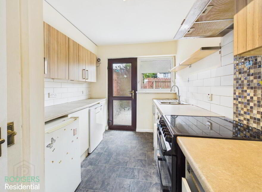8 Braeside Grove, Belfast, BT5 7JX