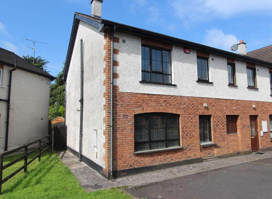 3 Crescent Hill, Castleblayney, A75XF63