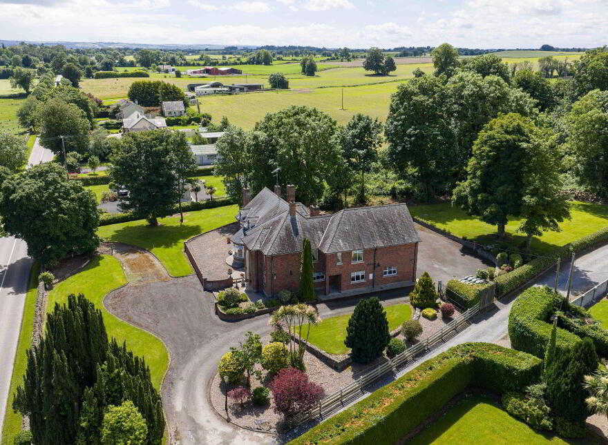 Louth Hall, Tallanstown, A91DY68