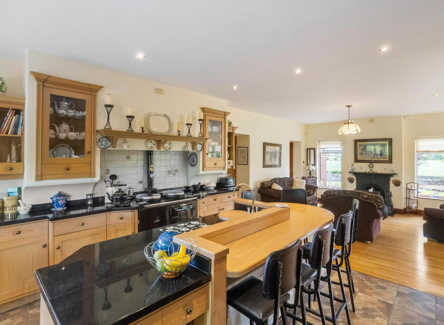 Louth Hall, Tallanstown, A91DY68