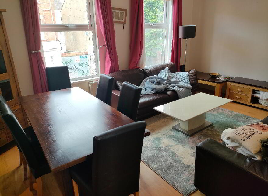 14 Fitzroy Avenue, Belfast, BT7 1HW