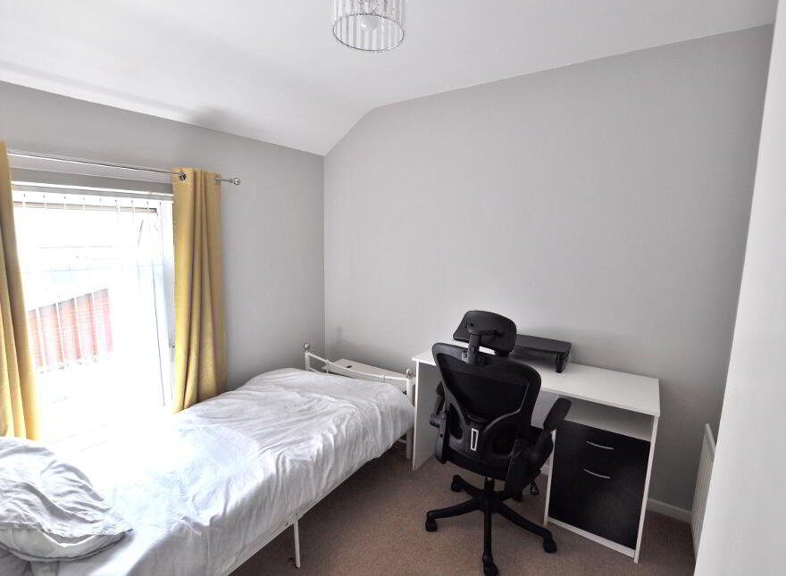 19 Mayflower Street, Belfast, BT5 4SL